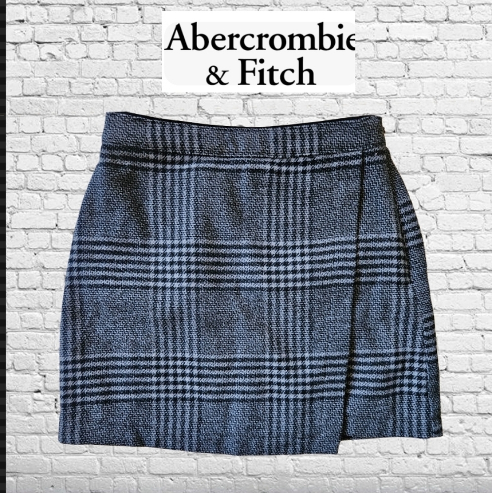 Abercrombie and Fitch wool blend plaid mini skirt women's size XS